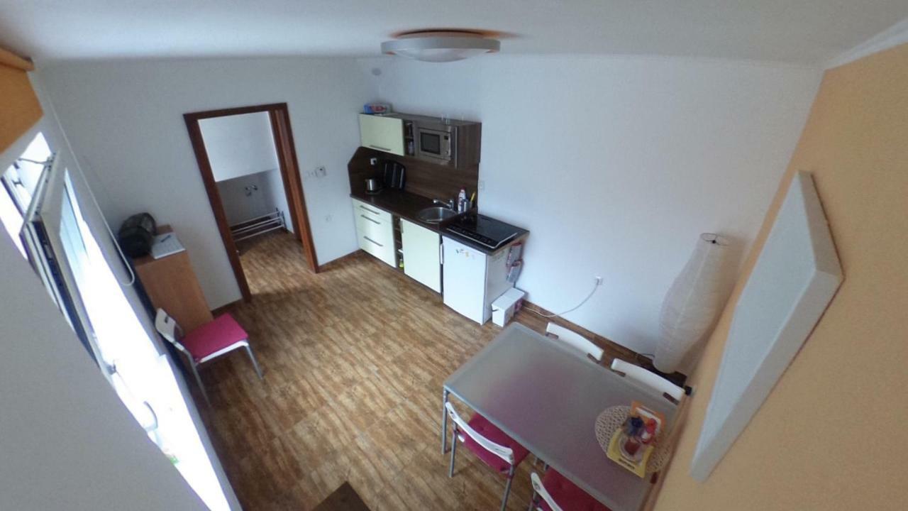 Ubytovani Mikulov Buitenkant foto